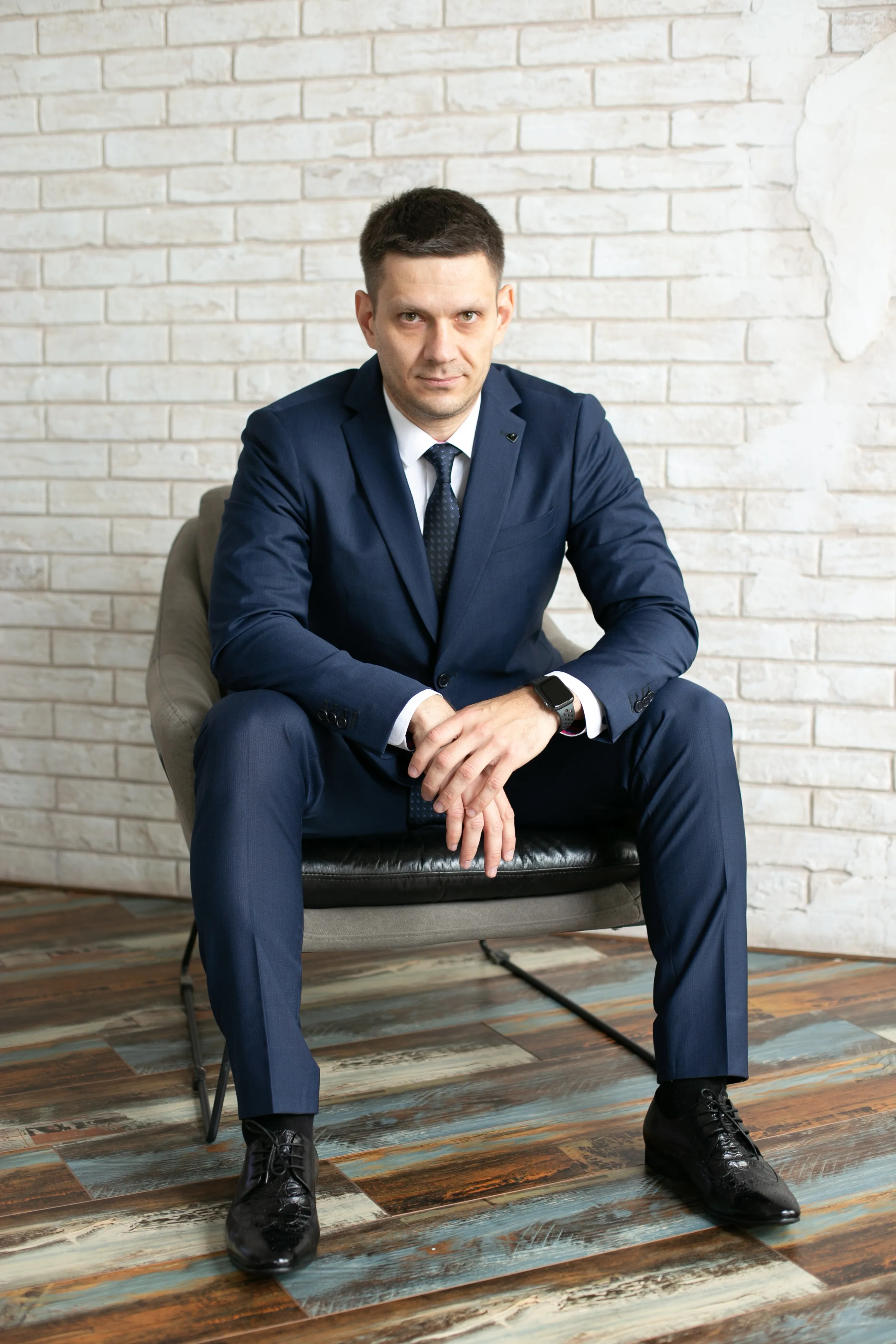 Адвокат Кирилл Наумов за работой